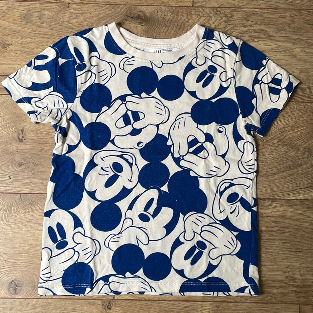 H&M Mickey Mouse tshirt